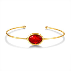 Armband met rode glazen stenen