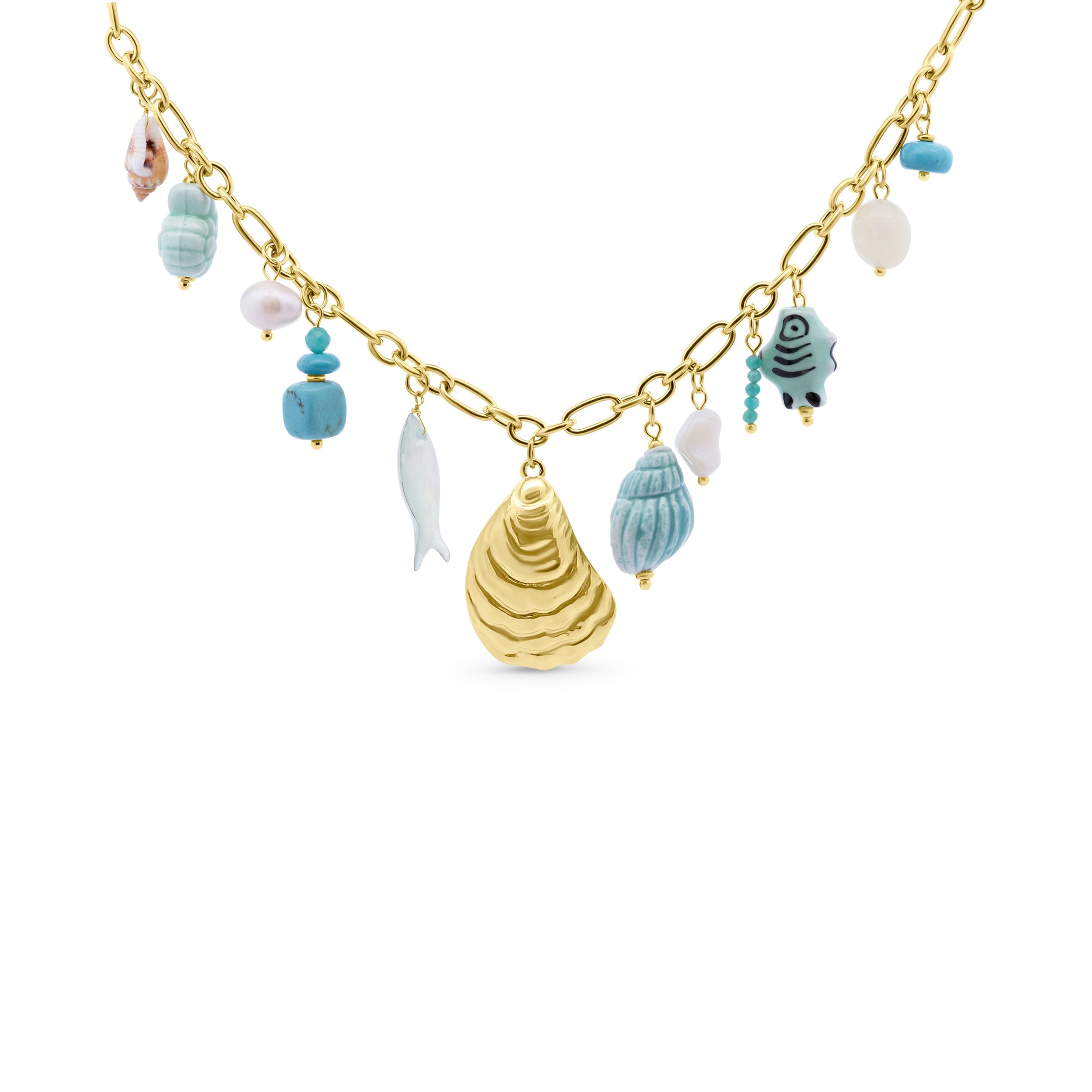 Lichtblauwe ketting met bedeltjes in zeethema en schelp