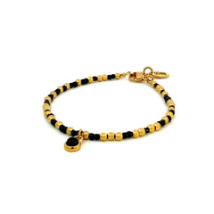 Kralenarmband met zwarte kralen en zwarte steen