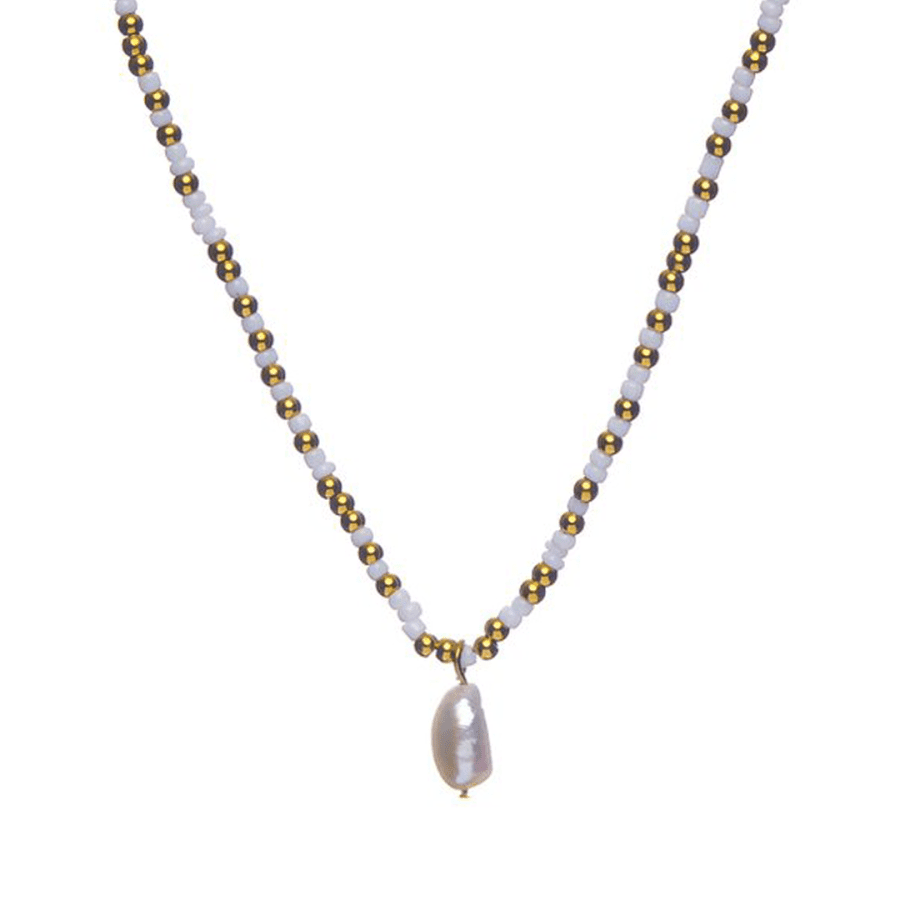 White and gold beaded necklace with pearl pendant